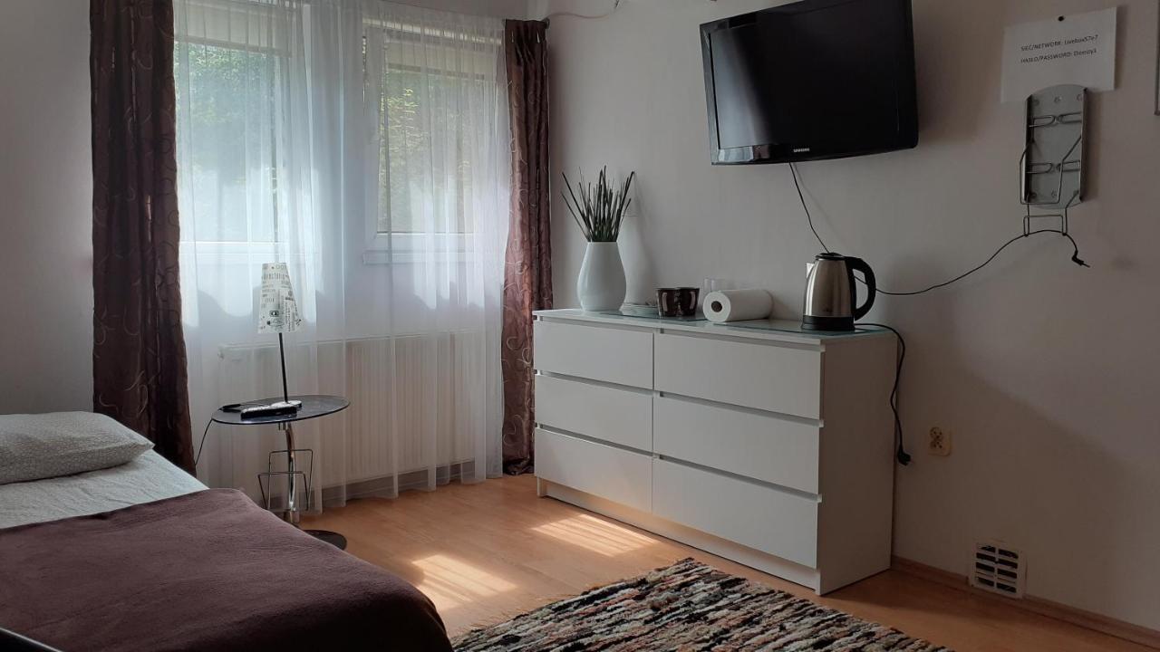 Appartement Pokoje Przy Parku Oliwskim à Gdańsk Extérieur photo